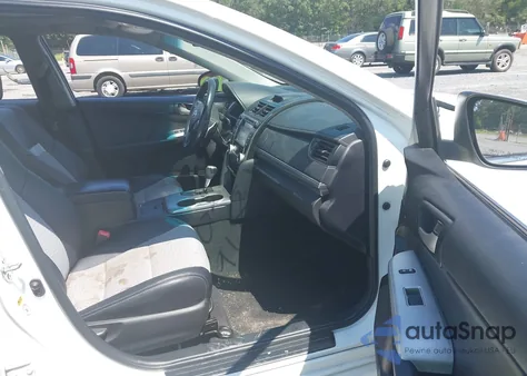 2014 Toyota Camry Se z USA, uszkodzony, nr VIN 4T1BF1FK7EU829181